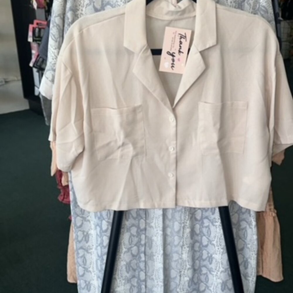 Button Up Crop